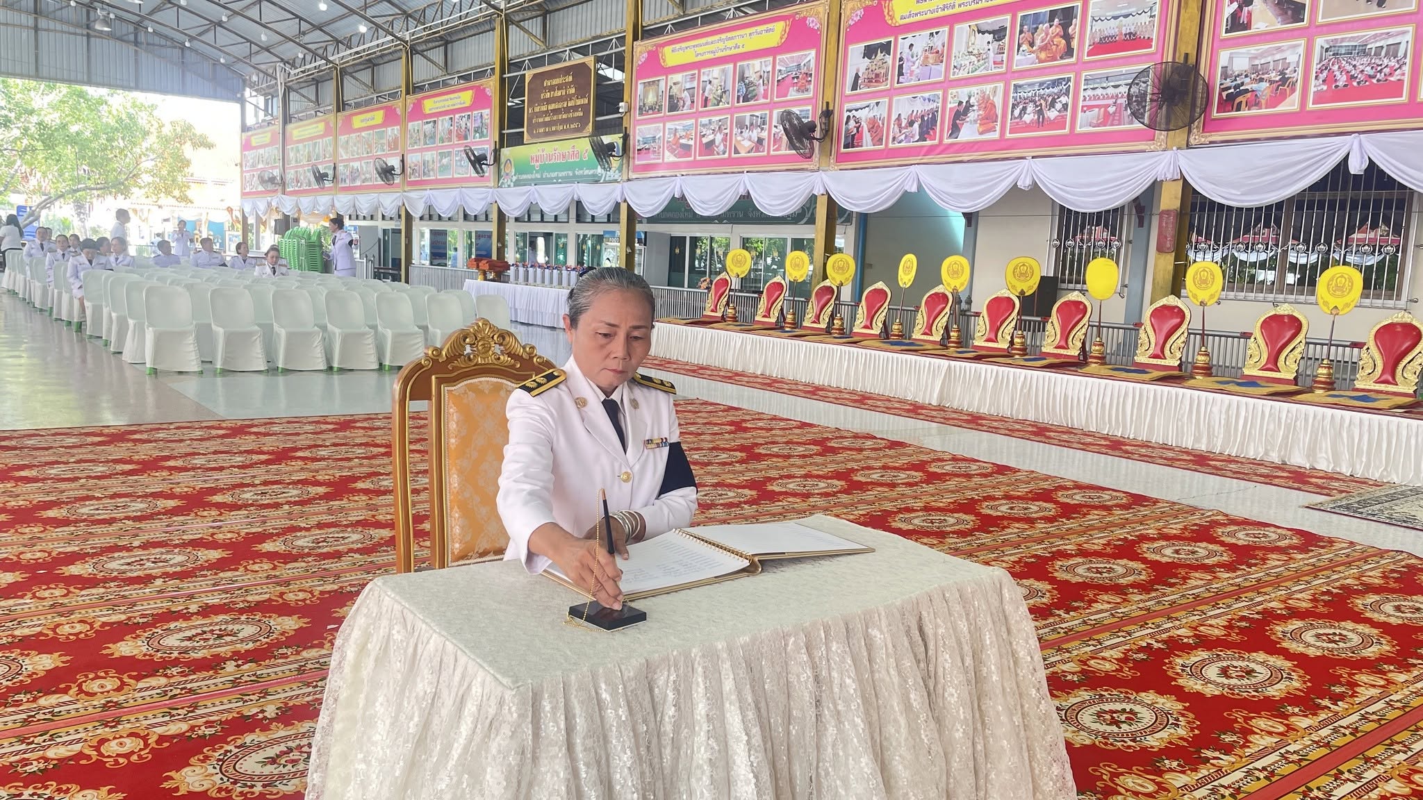 title - ส.ป.ก.นครปฐม เข้าร่วมพิธีเจริญพระพุทธมนต์เฉลิมพระเกียรติ เนื่องในโอกาสวันคล้ายวันประสูติ สมเด็จพระเจ้าน้องนางเธอ เจ้าฟ้าจุฬาภรณวลัยลักษณ์ อัครราชกุมารี กรมพระศรีสวางควัฒน วรขัตติยราชนารี